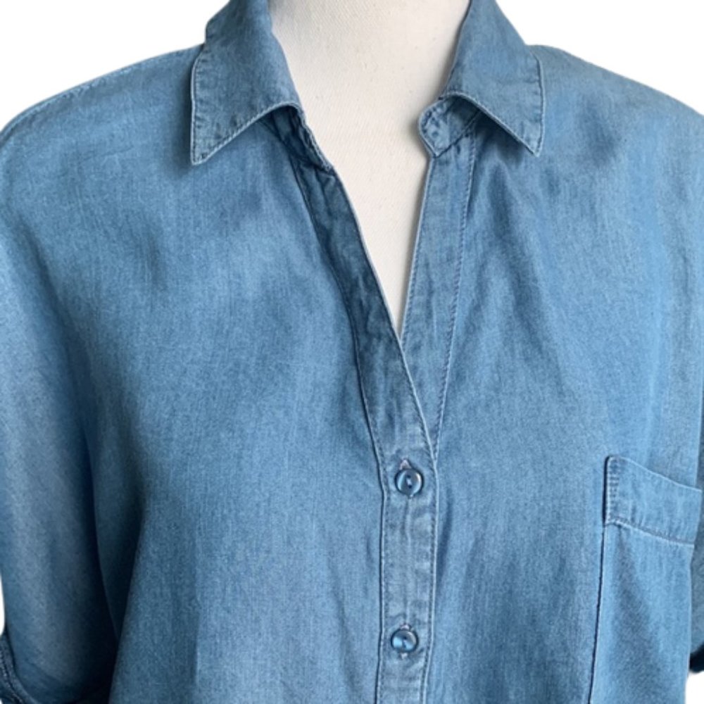 Newboat Women's Blue  Top Dreamy Days Shirt Button Front Cap Sleeves Size M